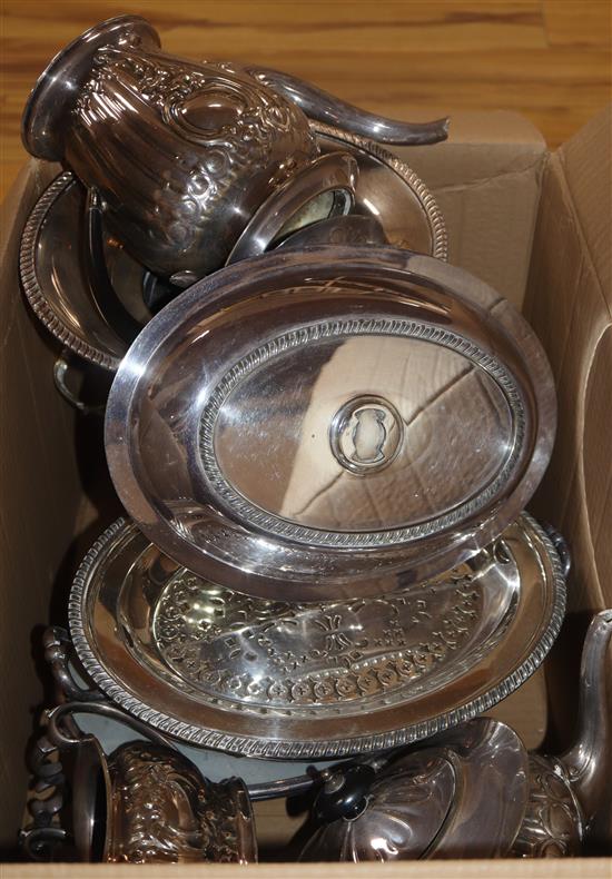 A quantity of mixed plated wares